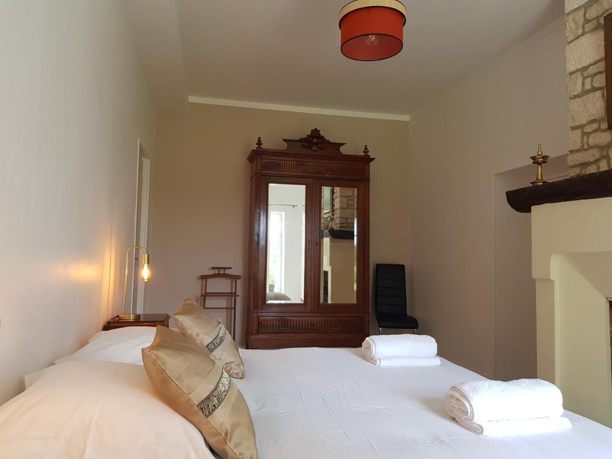 Domaine De Pelouaille - Chambre D'Hotes Сен-Жан-д'Анжели Экстерьер фото