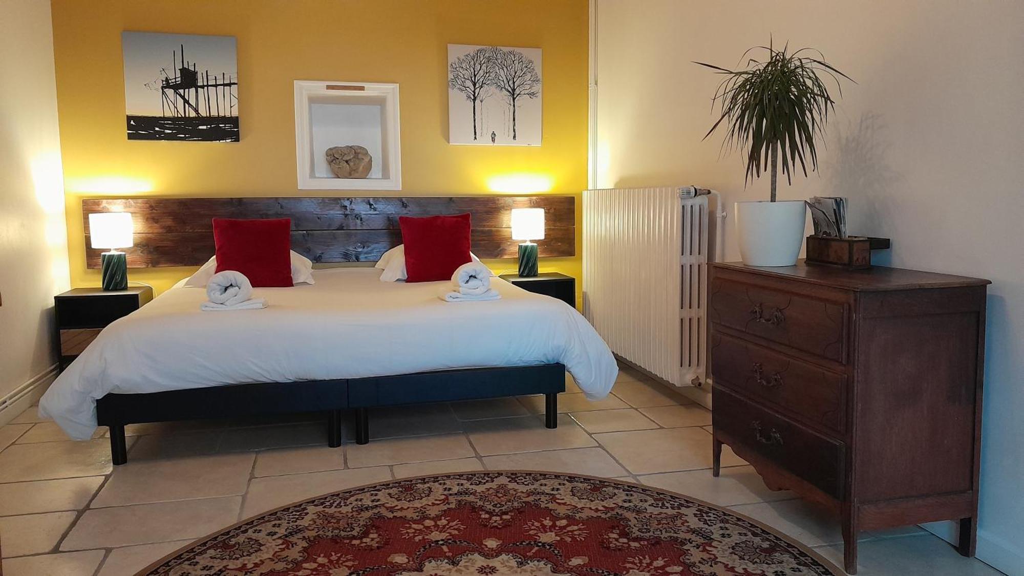 Domaine De Pelouaille - Chambre D'Hotes Сен-Жан-д'Анжели Экстерьер фото
